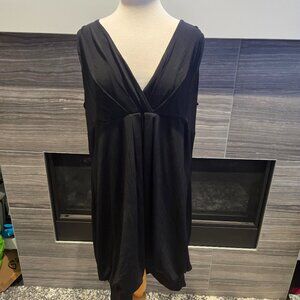 Title: Addition Elle Black V-Neck Sleeveless Dress - Size 2X